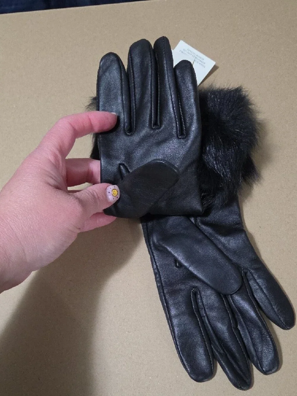 UGG Black Leather Gloves with Faux Fur Cuff